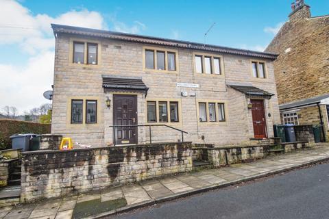 Hollings Court, Bingley BD16 2 bed apartment for sale