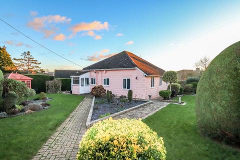57 North Trade Road, Battle, TN33 3 bed bungalow for sale