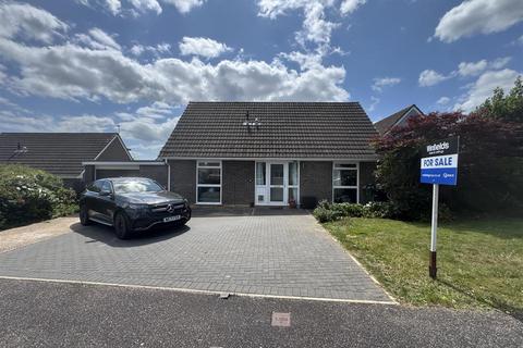 Causey Gardens, Exeter EX1 4 bed detached bungalow for sale