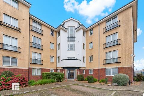 Adventurers Quay, Cardiff 2 bed apartment for sale