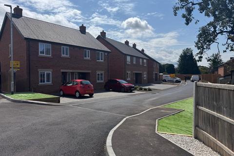 Cathedral Court, Holly Road, Uttoxeter 3 bed semi