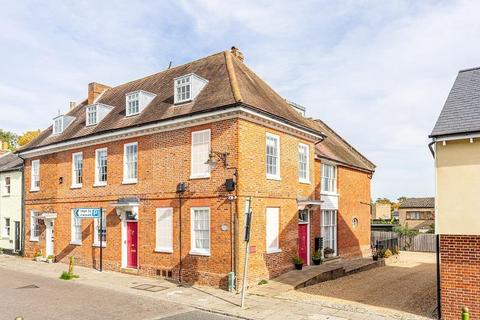 The Red House, High Street, Buntingford 2 bed penthouse for sale