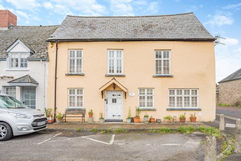 Twyn Square, Usk 4 bed end of terrace house for sale