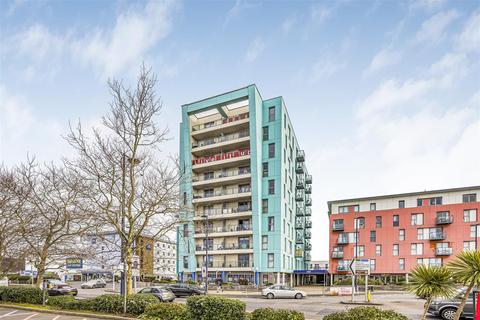 Fratton Way, Portsmouth PO4 2 bed apartment for sale