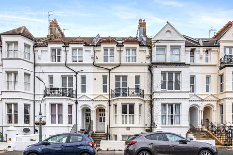 Lorna Road, Hove, East Sussex, BN3 2 bed flat for sale