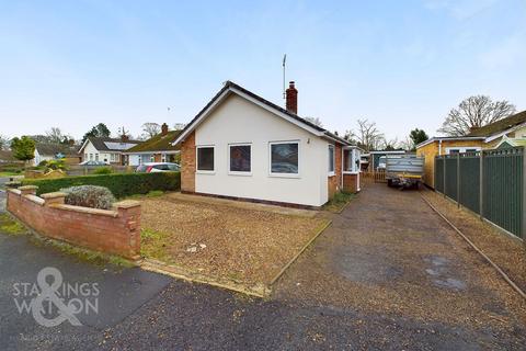 Elms Close, Earsham, Bungay 3 bed detached bungalow for sale
