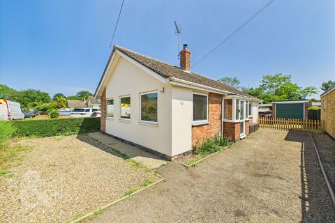 Elms Close, Earsham, Bungay 3 bed detached bungalow for sale