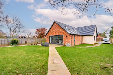 North Walsham Road, Trunch 3 bed detached bungalow for sale