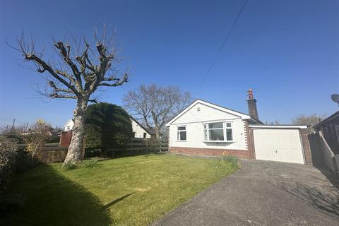 Moss Lane, Hesketh Bank, Preston 3 bed detached bungalow for sale