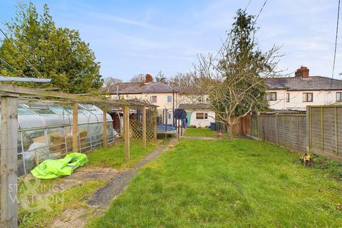 Norwich Road, Poringland, Norwich 4 bed semi