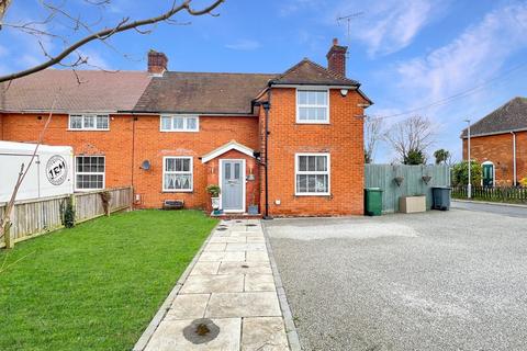 Cressing Road, Braintree, CM7 3 bed semi