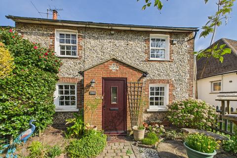 Stokenchurch, High Wycombe HP14 3 bed cottage for sale