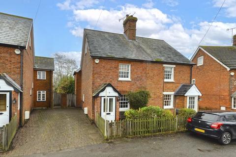 Blackmans Lane, Tonbridge, TN11 0AX 3 bed semi