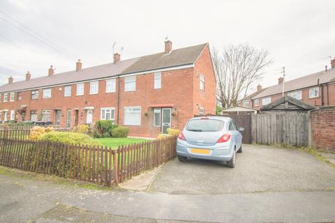 Romiley Road, Cheshire CH66 3 bed end of terrace house for sale