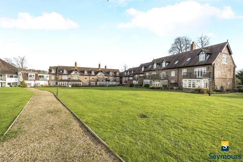 Horsham Road, Guildford GU5 3 bed retirement property for sale