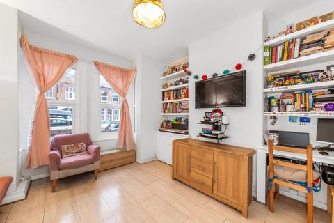 Hazeldon Road, Brockley, London, SE4 2 bed ground floor flat for sale