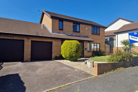 Canterbury Way, Exmouth, EX8 5QQ 4 bed detached house for sale