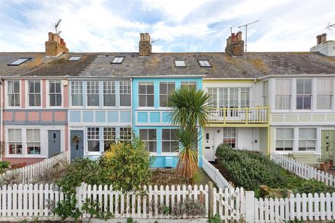 Marine Terrace, Whitstable 2 bed terraced house for sale