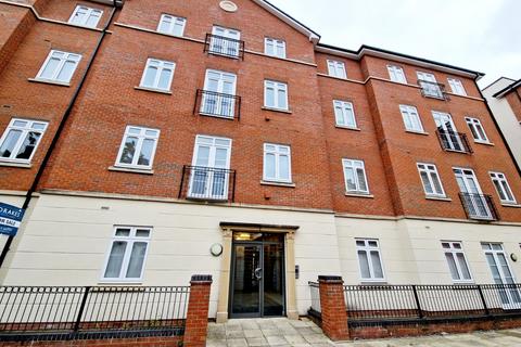 Gorcott Lane, Dickens Heath, Shirley... 2 bed flat for sale