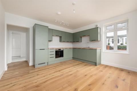 Gloucester Road, Tankerton, Whitstable 1 bed apartment for sale