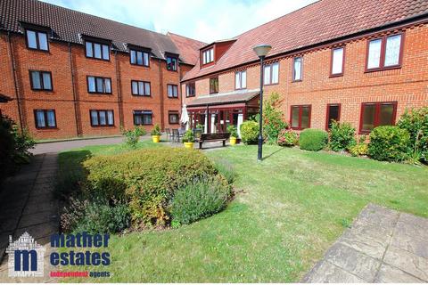 Ashley Court, Hatfield 1 bed ground floor flat for sale