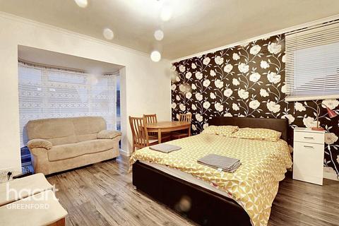 Verulam Road, Greenford 1 bed detached house for sale