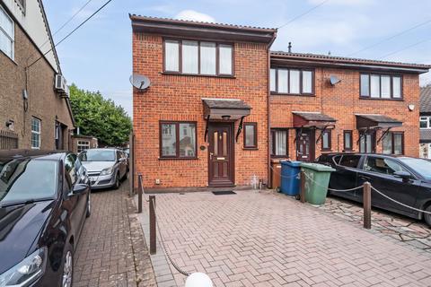 Nibthwaite Road, Harrow, Middlesex 2 bed end of terrace house for sale