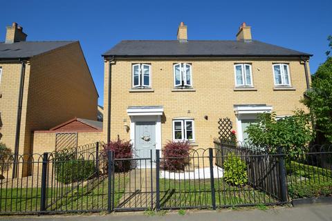 Ivel Road, Shefford 2 bed semi