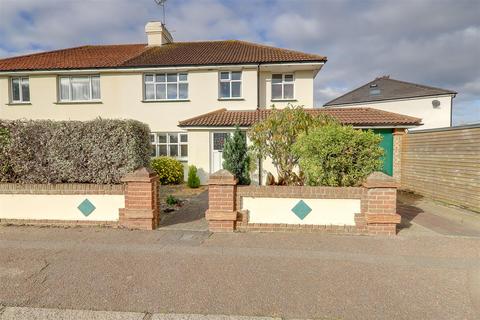 Charmandean Road, Broadwater 4 bed semi
