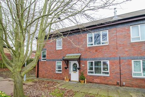 Elm Tree Street, Wakefield WF1 2 bed apartment for sale