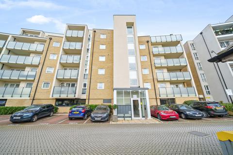 Perkins Gardens, Ickenham, Uxbridge 2 bed apartment for sale