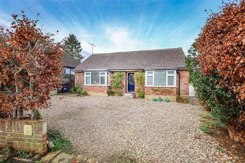 Dennis Way, Liss, GU33 3 bed bungalow for sale