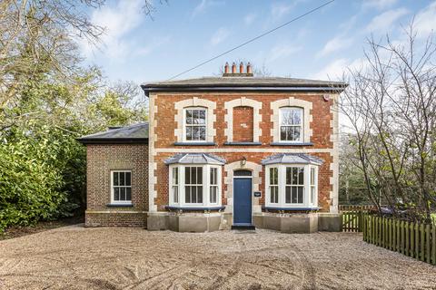 Tylers Causeway, Newgate Street... 3 bed detached house for sale