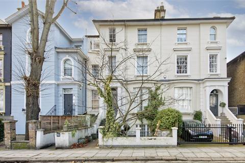 London W2 2 bed apartment for sale