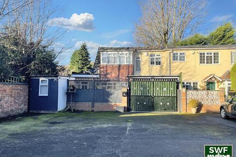 Park Avenue, Wolverhampton 1 bed semi