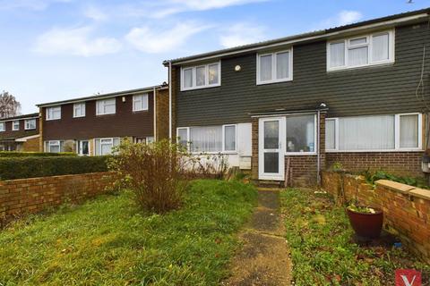 Verulam Gardens, Luton LU3 3 bed end of terrace house for sale