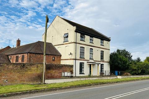 Watling Street, Stafford ST19 2 bed apartment for sale
