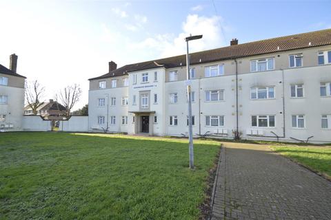 Lansbury Avenue, Barking 2 bed apartment for sale