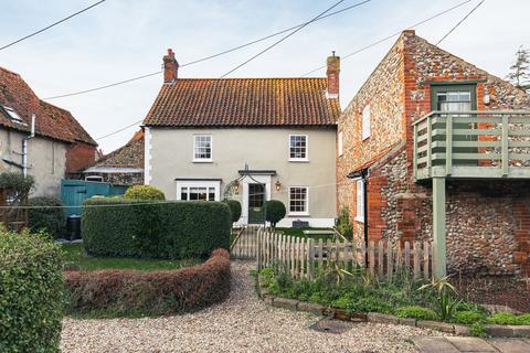 Walsingham 5 bed cottage for sale