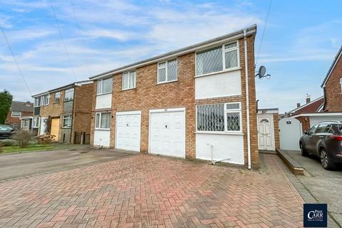 Lilac Avenue, Streetly, Sutton... 3 bed semi