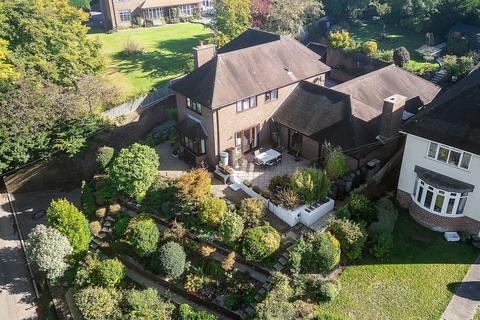 Old Castle Road, Salisbury SP1 4 bed detached house for sale