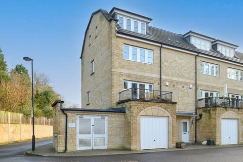 The Paddock, Bradford on Avon BA15 4 bed townhouse for sale