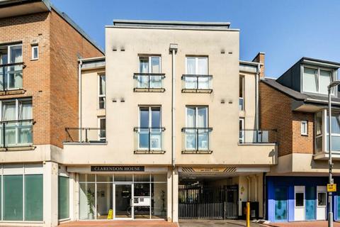 Cowleaze Road, Kingston upon Thames, KT2 1 bed flat for sale