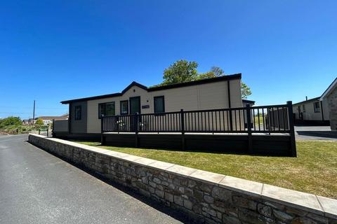 Morecambe, Lancashire, LA3 2 bed park home for sale