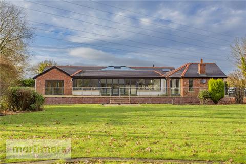 Runshaw Lane, Euxton, Chorley, PR7 4 bed bungalow for sale