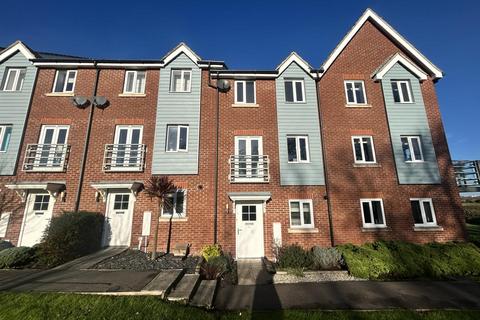 Weavers Close, Eastbourne BN21 3 bed townhouse for sale