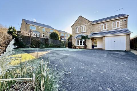 Thorgrow Close, Fenay Bridge... 4 bed detached house for sale