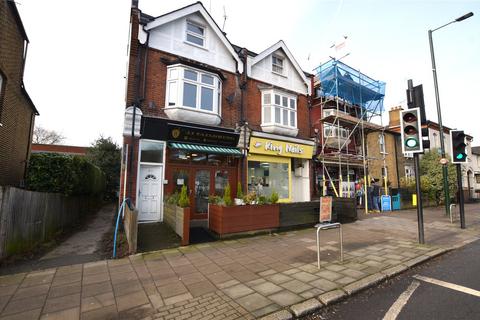 High Street, Hampton Wick 2 bed apartment for sale