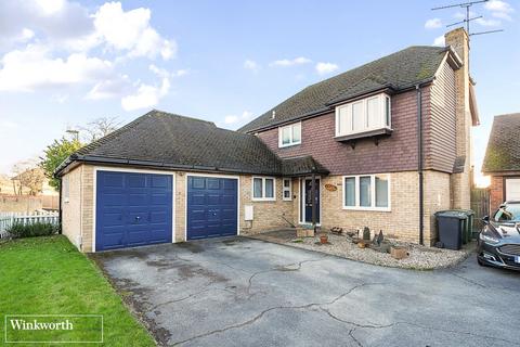 Fennel Close, Chineham, Basingstoke... 4 bed detached house for sale