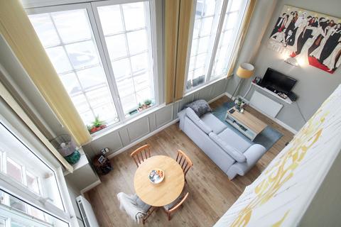 South Western House, Imperial... 2 bed triplex for sale